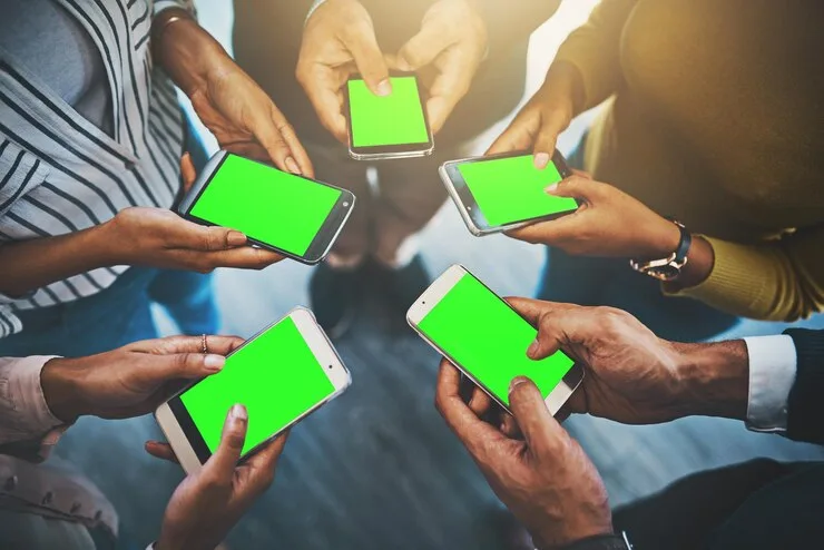 3 Formulas for Crafting Compelling Bulk SMS Messages 1 3 Formulas for Crafting Compelling Bulk SMS Messages
